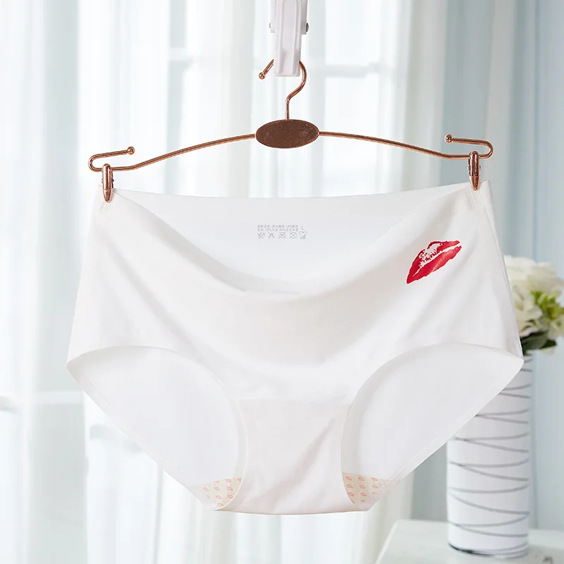 

Fashionable new products comfortable breathable fresh panties women one-piece seamless panties ice silk panties women