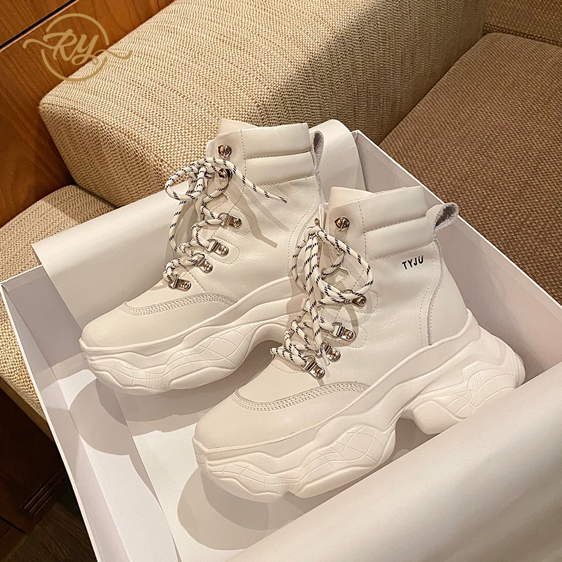 Женские кожаные кроссовки белые из натуральной кожи на платформе новинка