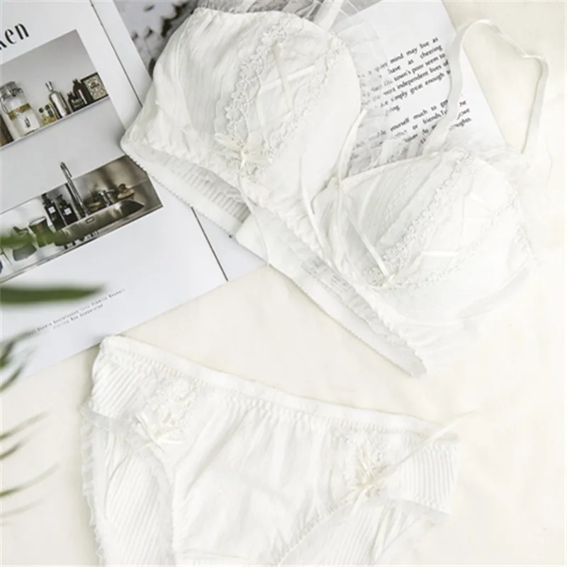 

Women's Cotton Lounge Underwear French Seamless Lingerie Sexy Panties And Bra Set Wirefree Ultra Thin Bra For Sleep Intimate Set