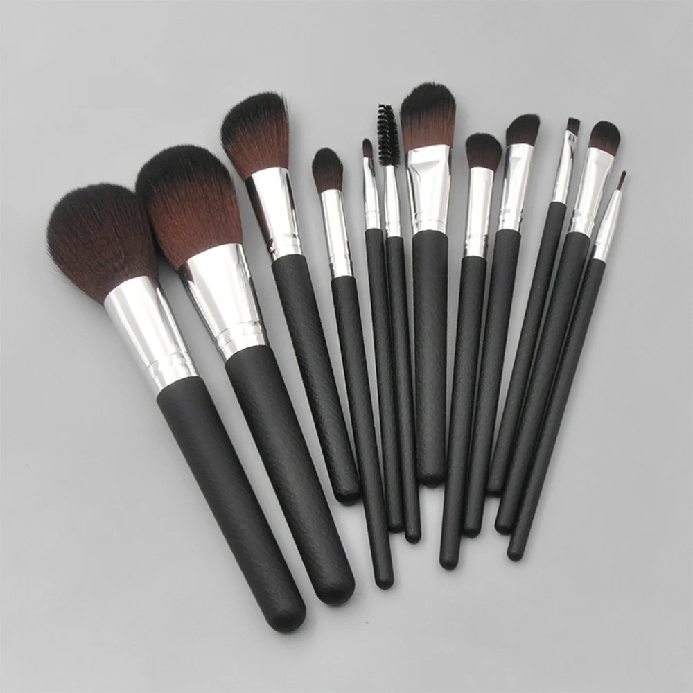 

12pcs in 1 Set Professional Cosmetic Brushes Portable Makeup Brushes Set Elegant and Simulate Leather Handle Hair