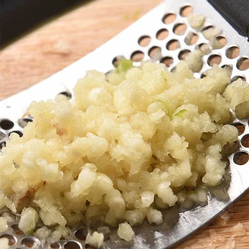 

Stainless Steel Garlic Press Manual Garlic Grater Grinder Ginger Press Kitchen Accessories Garlic Chopper Crusher