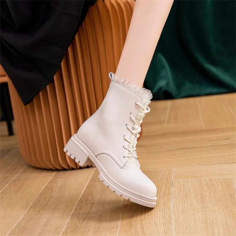 

Medium thick heel small short boots women spring autumn single boots wild white Martin boots 2021 new thick-soled women's boots