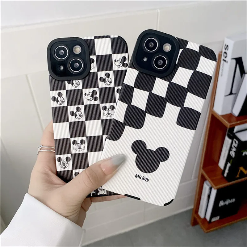 

Чехол в черно-белую клетку для iPhone 13 12 11 Pro Max