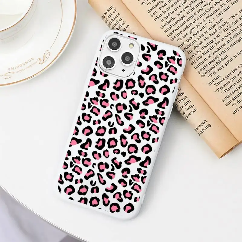 

Fashion Leopard Pattern Phone Case Candy Color for iPhone 6 7 8 11 12 s mini pro X XS XR MAX Plus high quality soft cover