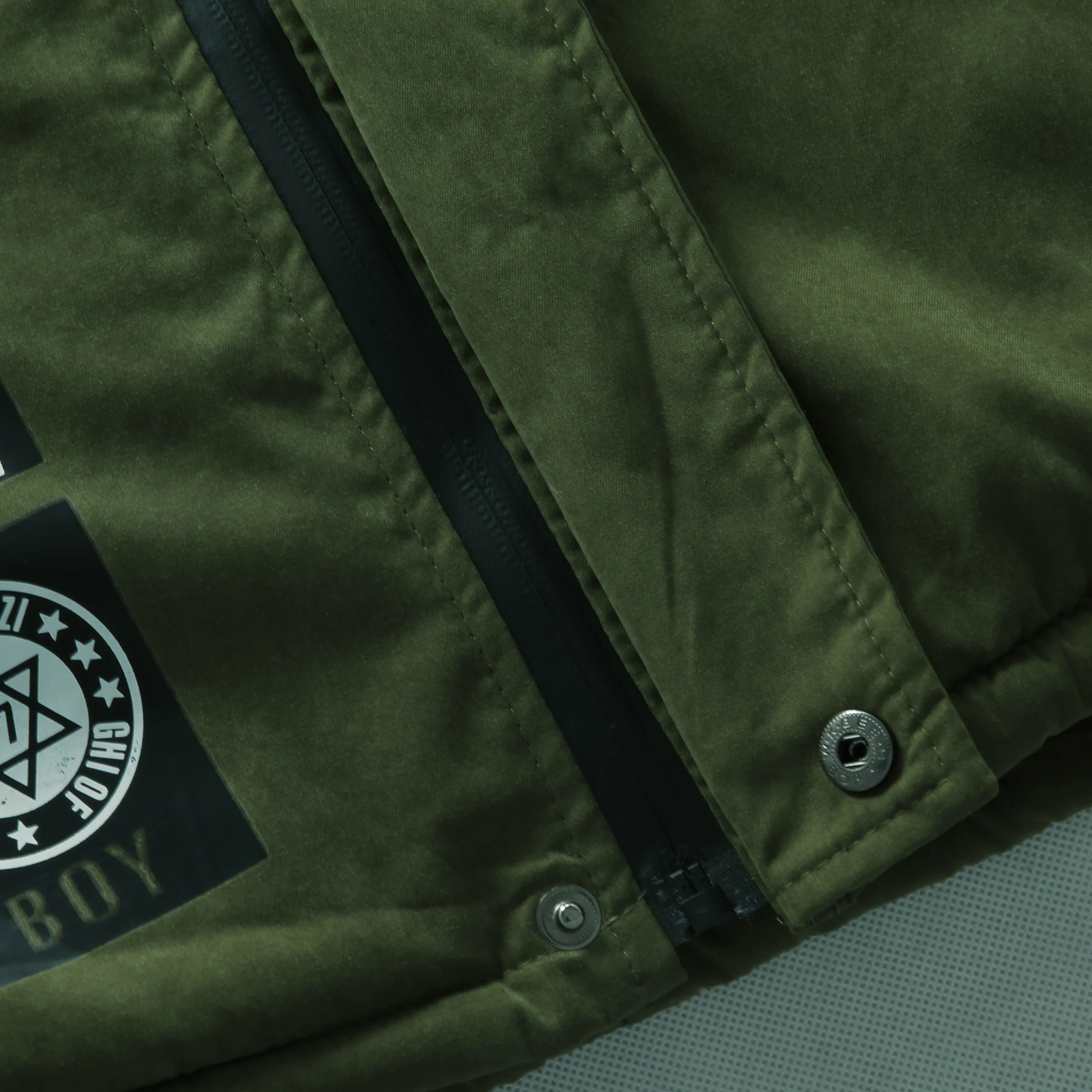 Модная куртка с меховой подкладкой мужские парки 2019 Зимняя Толстая Теплая