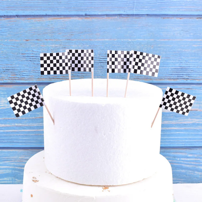 Топпер для гоночного торта в черно-белую клетку 24 шт. |