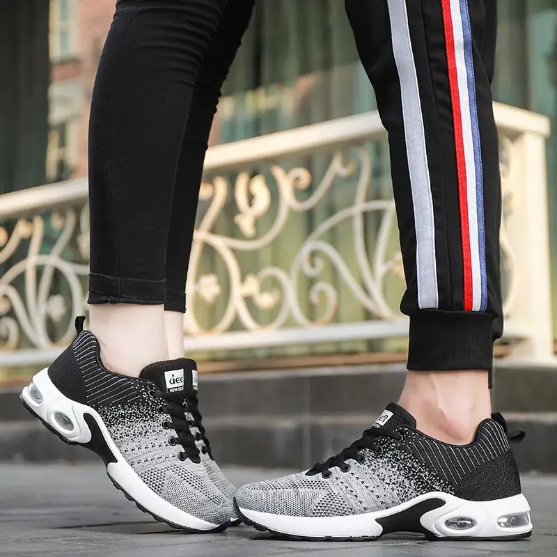 

2021 New Designers Popular Sneakers Hiking Shoes Men Outdoor Trekking Shoes Man Tourism Camping Sports Hunting Shoes Trendy