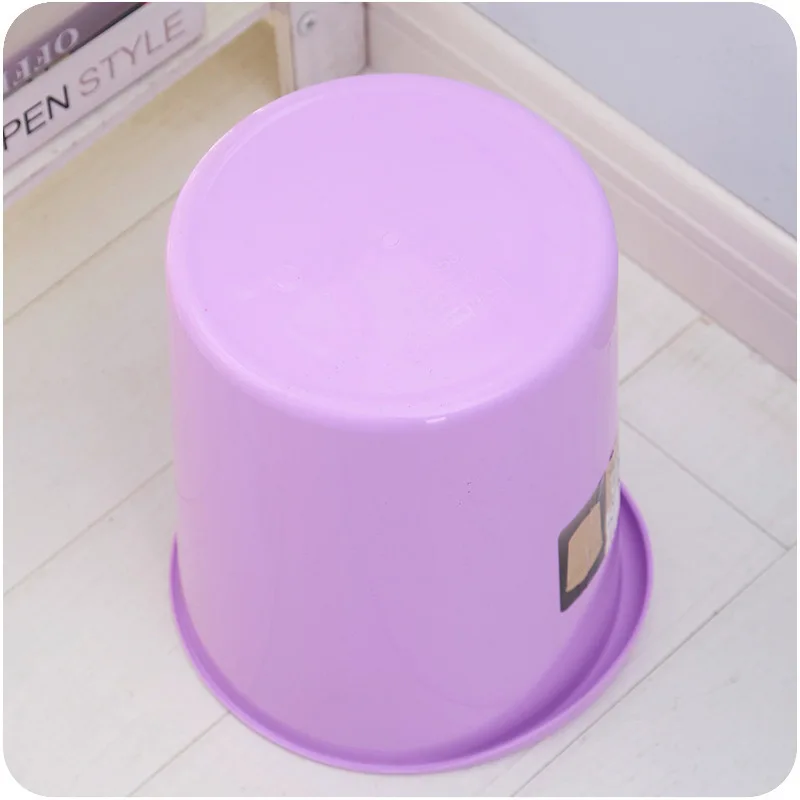 

Wholesale Trash Can Creative Simple Living Room Plastic Large Round Trash Can Home Office Kitchen Trash Can 12L