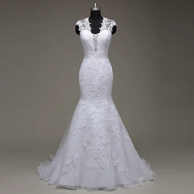 Свадебное платье с аппликацией в виде цветов и русалки качественное белое цвета