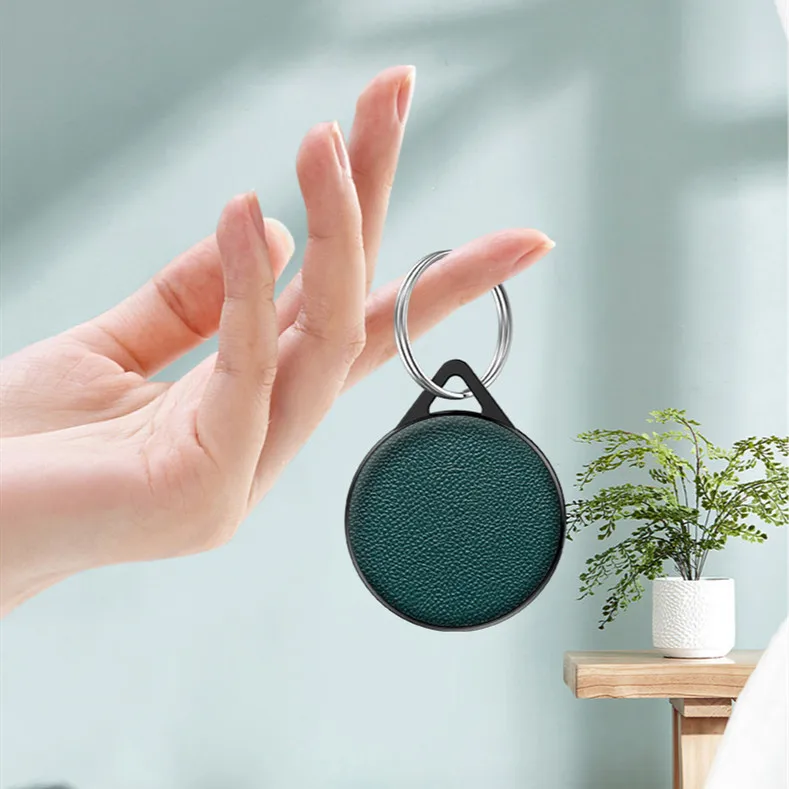 

For Airtag locator protective sleeve hard shell first layer leather customized tracking accessories For AirTag protective cover