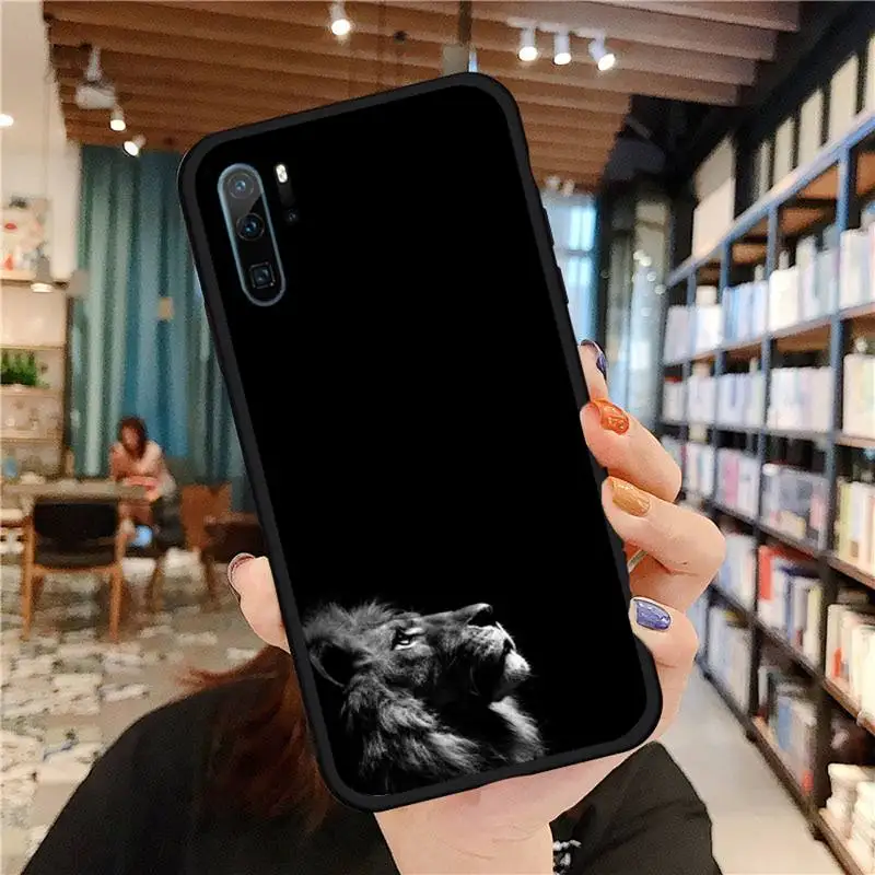 

Lion Ferocious animal overlord Phone Case For huawei p30 p40 p20 lite pro p smart 2019 2020 nova 6 7 se pro 5t coque