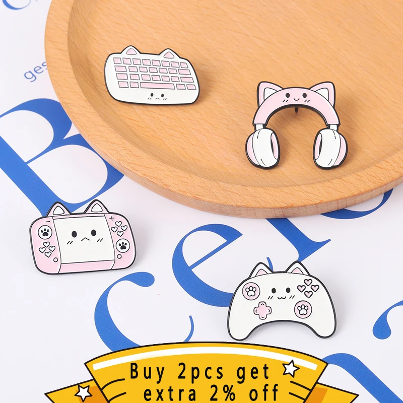 Игровая консоль с клавиатурой на заказ эмалированные булавки милая романтичная