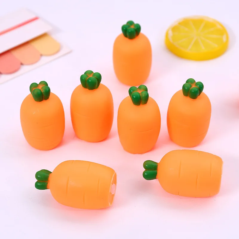 Snailhouse Simulation Pineapple Shape Humming Pet Toy Simple Cute Girl Child Funny Play Squeak Vent Toys | Дом и сад