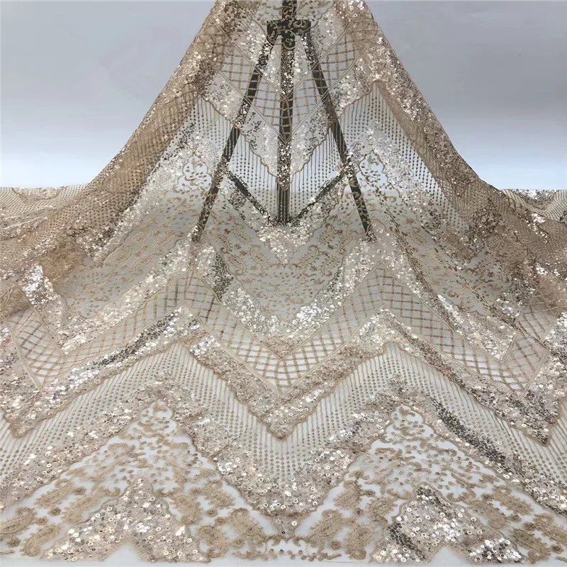 

Latest African Lace Fabric 2020 High Quality Net Sequins Lace Fabric Nigerian French Tulle Lace Fabrics For Dress b14-79