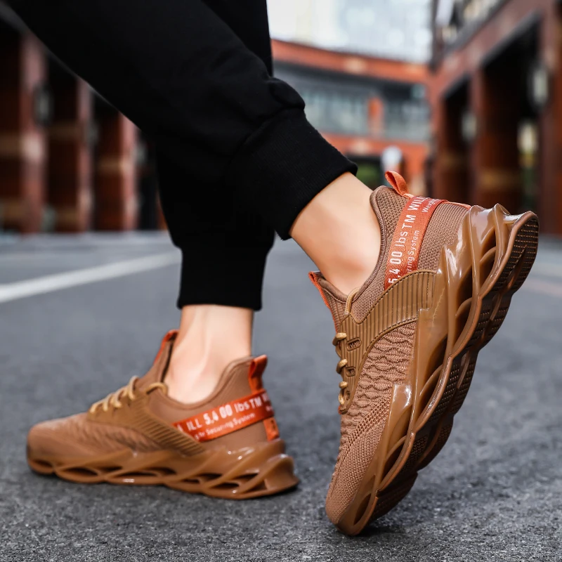 

Light Running Shoes 46 Large Size Breathable Fashion Men's Sneakers 45 Comfortable Casual Outdoor Mens Jogging Sports Shoes