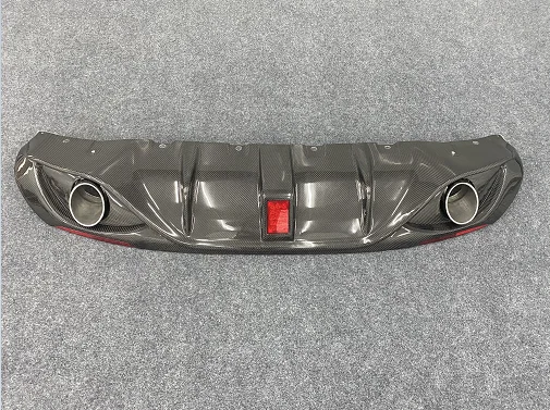 

Newest style carbon fiber rear diffuser with lamp for Romeo alpha giulia
