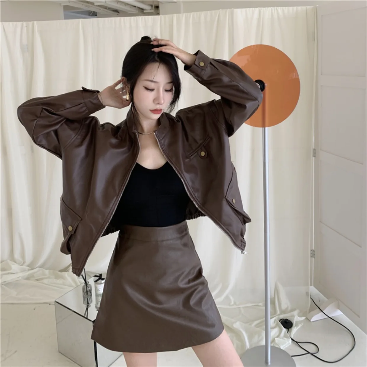 Женская куртка из искусственной кожи повседневная байкерская на молнии в