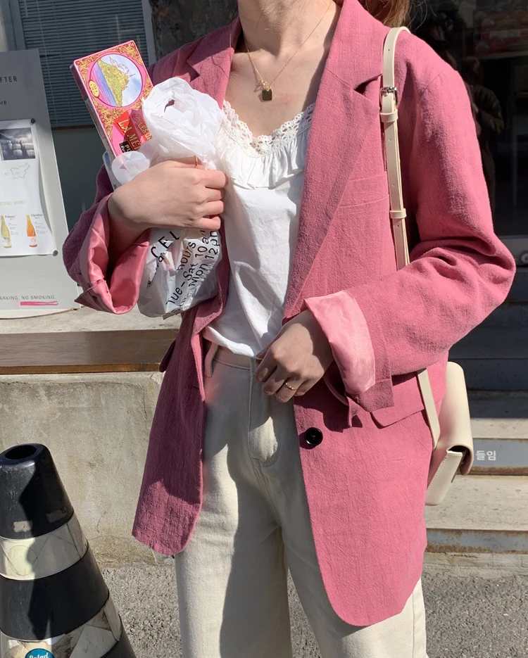 

Женский облегающий Топ, повседневный однотонный изящный пиджак с воротником-поло и двумя пуговицами, самый маленький весенний пиджак в Кор...