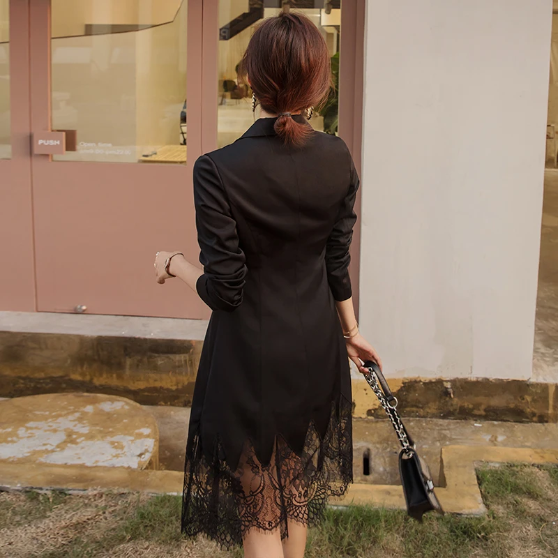 YIGELILA Новое поступление черное платье с отложным воротником однотонное