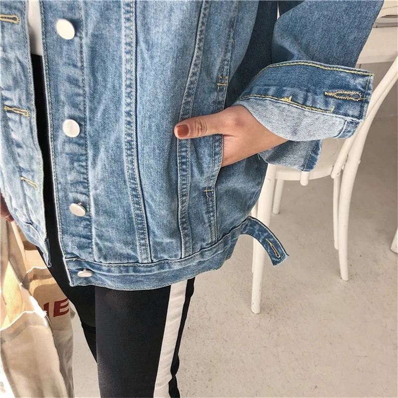 

2020 New Solid Turn-down Collar Jean Jacket for Women Loose Casual Blue Fashionable Women Coats Female outwear Denim Feminine