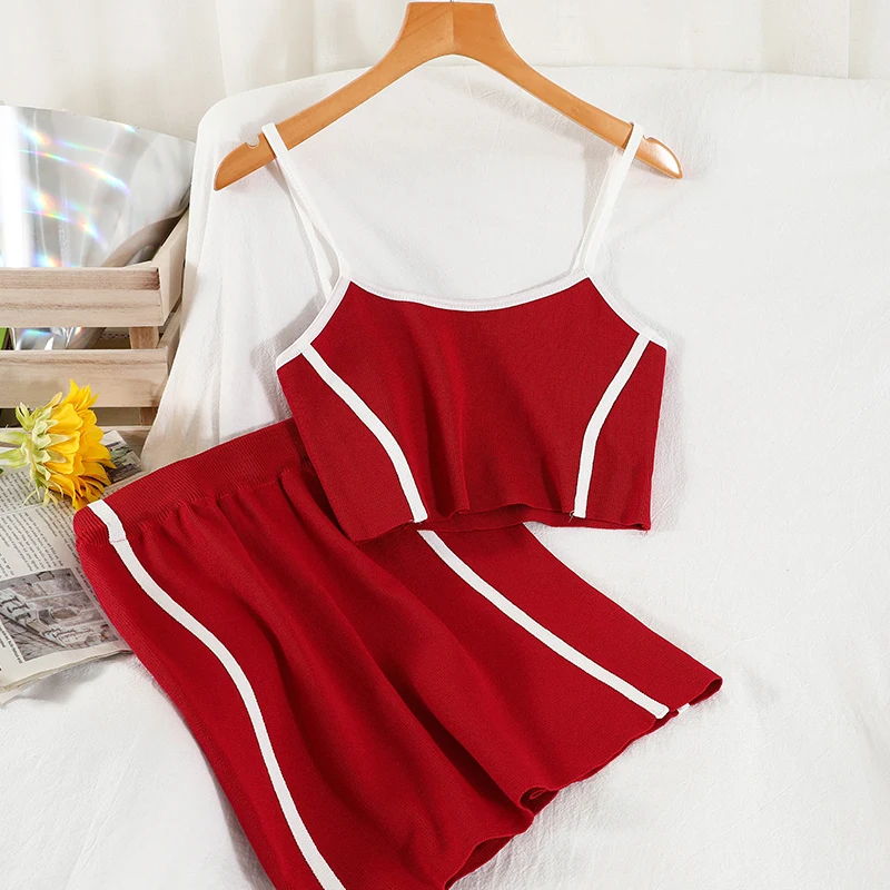 Модный повседневный костюм из двух предметов короткий топ и юбка до пупка