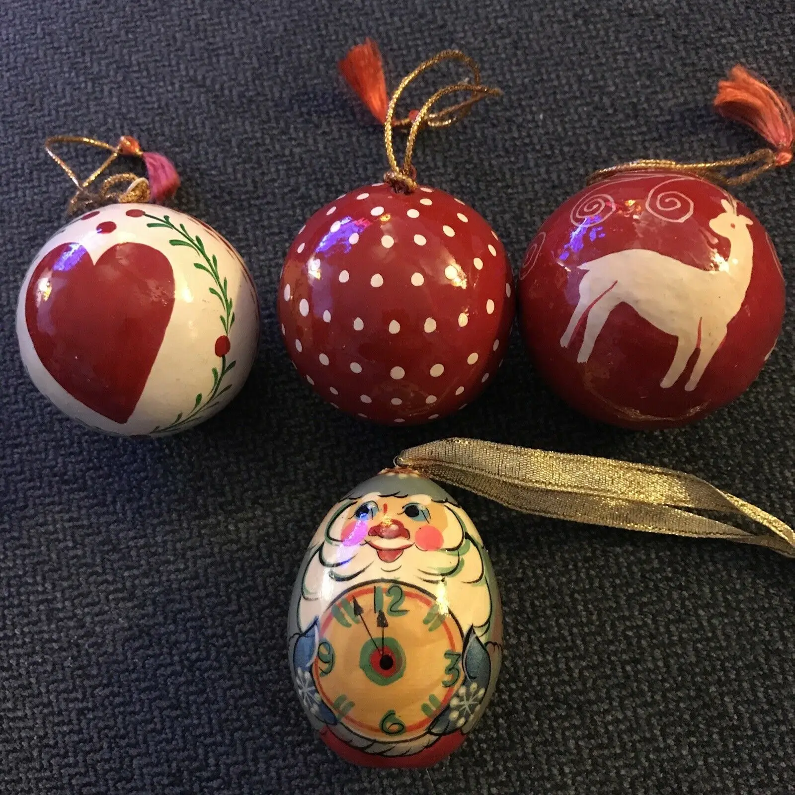 4 Paper Mache Style Xmas Tree Decorations Baubles