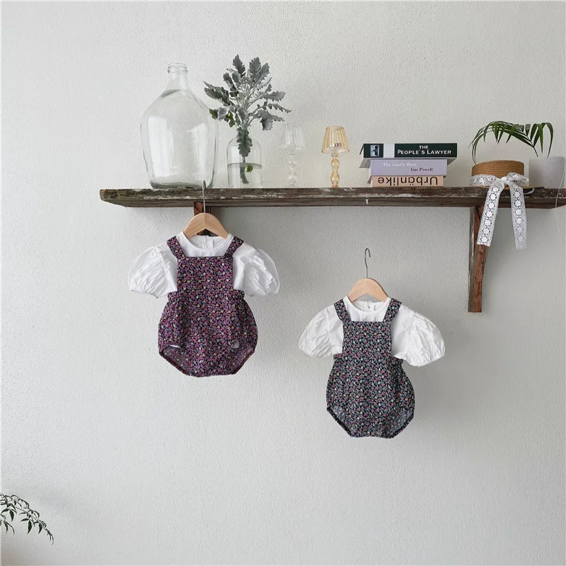 

2021 Summer Newborn Infant Baby Girl Fashion Clothes Set Solid Puff Sleeve Shirt + Kid Loose Floral Bib Pants 2pcs