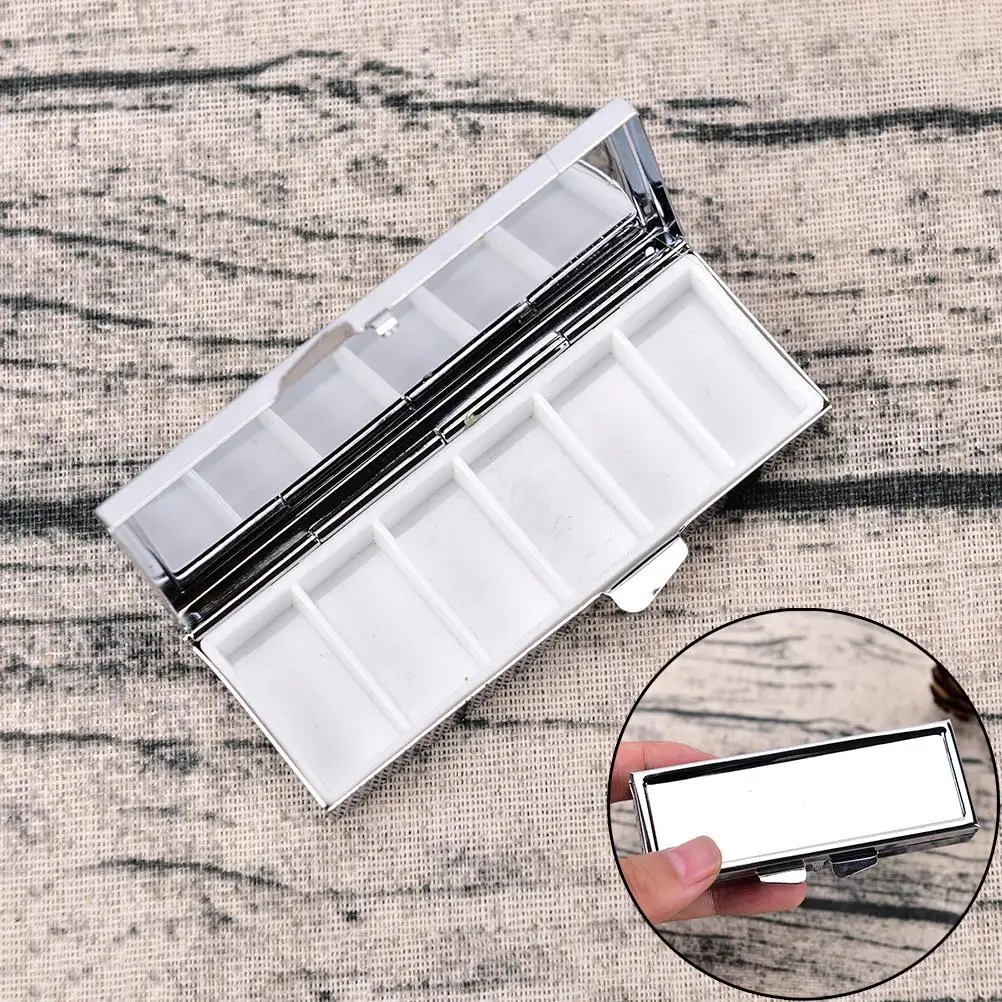 

1pcs Travel Essential Pill Splitters 85*35*15mm 6 Grid Folding pill case container for Medicines Organizer Pill box