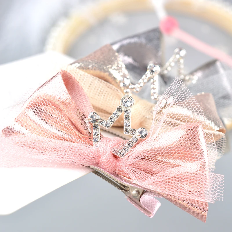 Заколка для волос с бантом светящаяся блестками | Аксессуары одежды