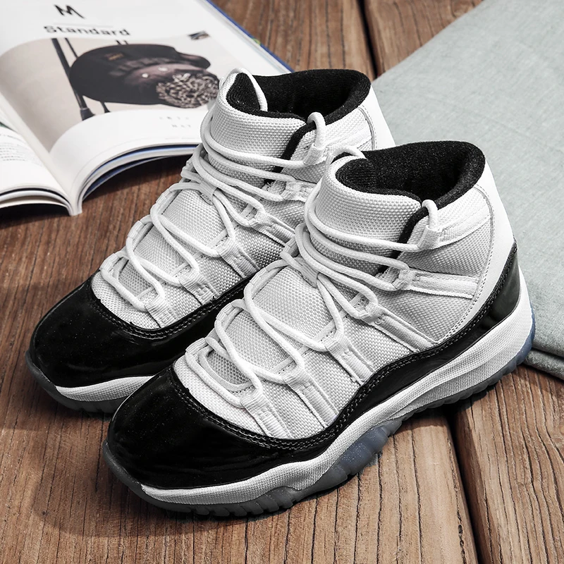 2020 Новое поступление Детские баскетбольные кроссовки 11s Concord Bred Space jam