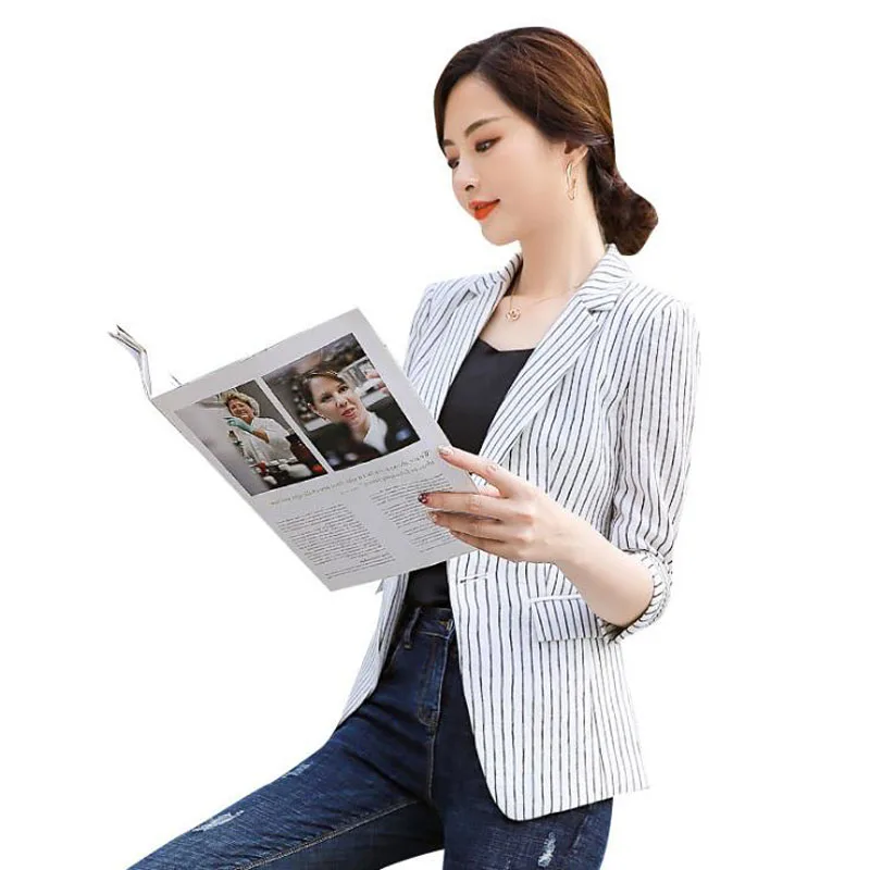 Женский блейзер на одной пуговице приталенный пиджак карамельных цветов с