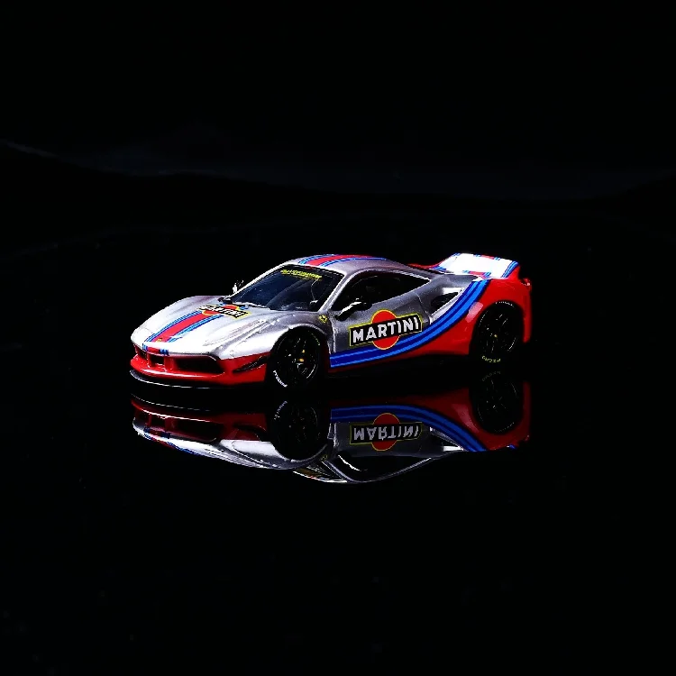 

Модель автомобиля 1/64 CM Ferra LB488 Martini серебристый литой автомобиль, гоночный автомобиль, подарок для мальчиков и девочек, чехол для дисплея