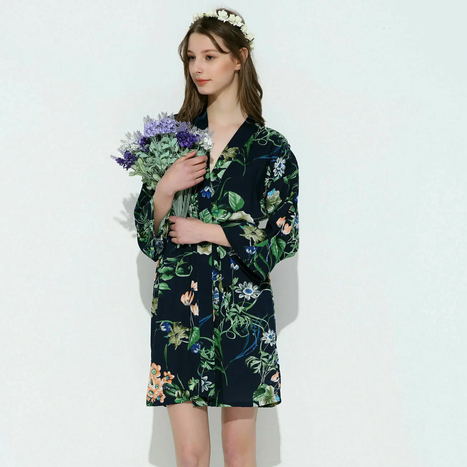 Wedding robe ladies robe bridesmaid robe three-quarter sleeves flower pattern rayon ladies pajamas robe 2020 new hot sale