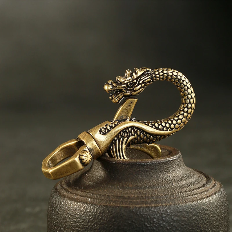 

Vintage Brass Dragon Figurines Small Ornaments Retro Animal Lucky Car Key Chains Crafts Office Desktop Decorations Accessories