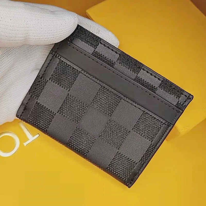 

New fashion printed wallet, lattice card holder, luxury men's card holder. Free gift box, delivered within 12 hours K1