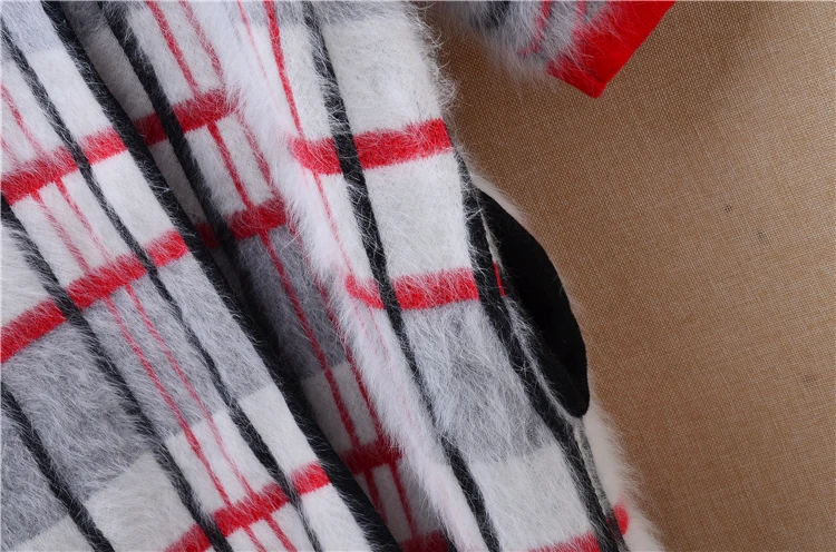 Женское кашемировое пальто в клетку зимнее из шерсти Ангорского Кролика с