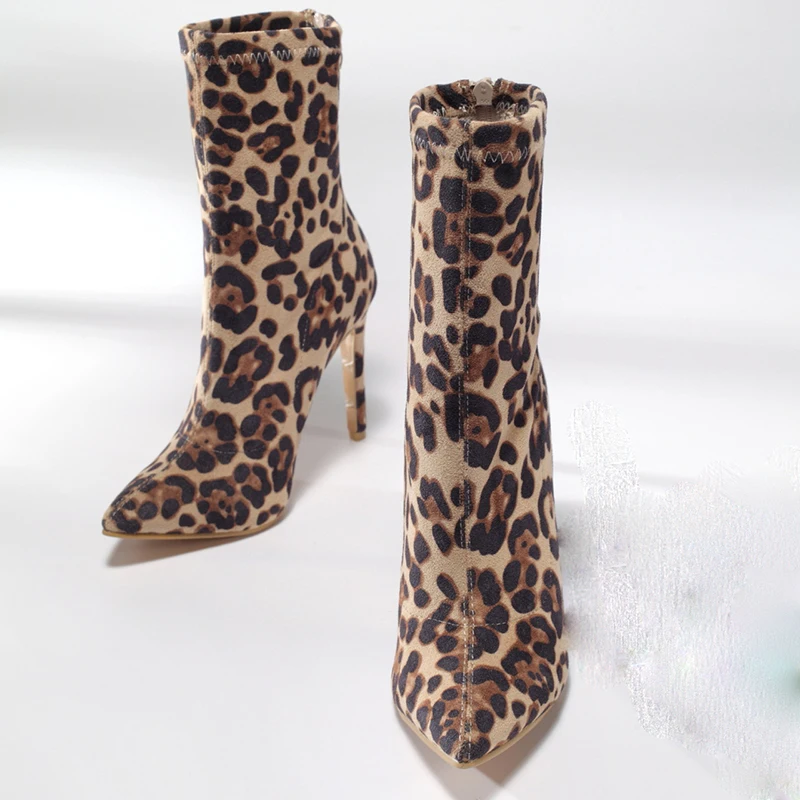 

[GOGD ]fall and winter of 2021 leopard Europe and the United States wind pointed sexy stilettos suede boots 36-41 yards Leopard