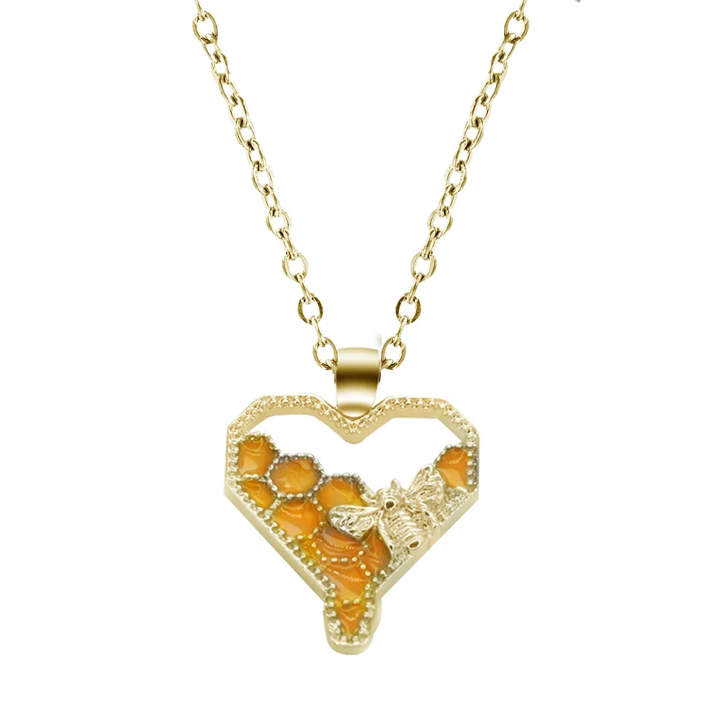 

Bee Honeycomb Heart-Shaped Honey Bee Necklace Animal Pendant Necklace For My Lover Party Jewelry Gifts