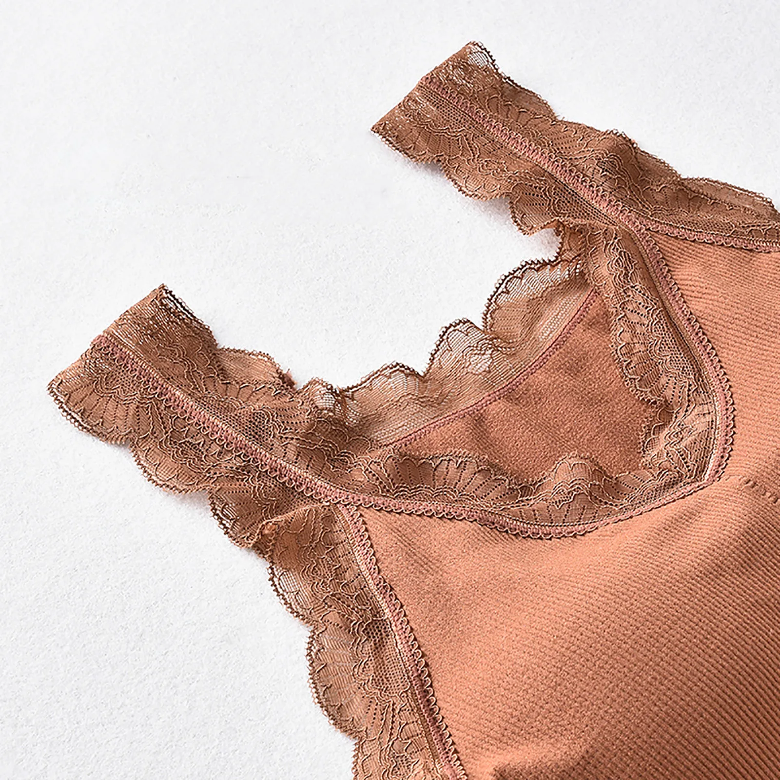 

New Ladies Sexy Lingerie Lace Splicing Underwear V-Neck Slim Bottoming Vest Tops Fashion Casual Camisole Vest Sexy Costumes