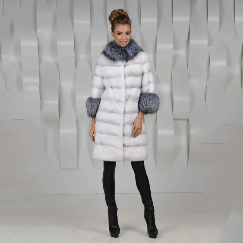 Женское пальто с натуральным мехом норки зимнее большого размера из натуральной
