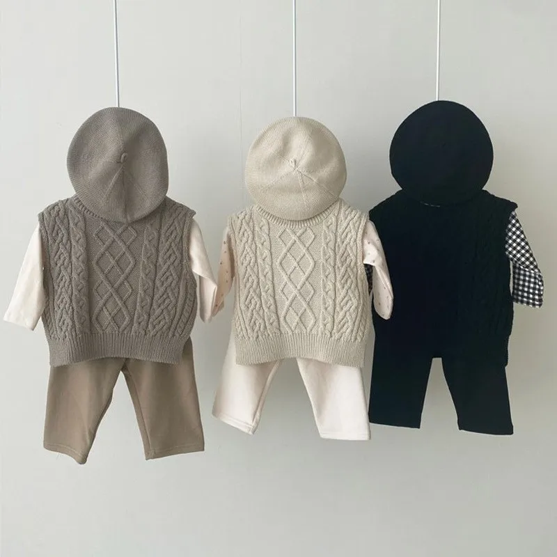

Baby Girl Knitwear Sleeveless Sweaters Autumn Boys Cotton Vest Coat Solid Twist Knit Waistcoat Toddler Pullover Outerwear 0-3Y