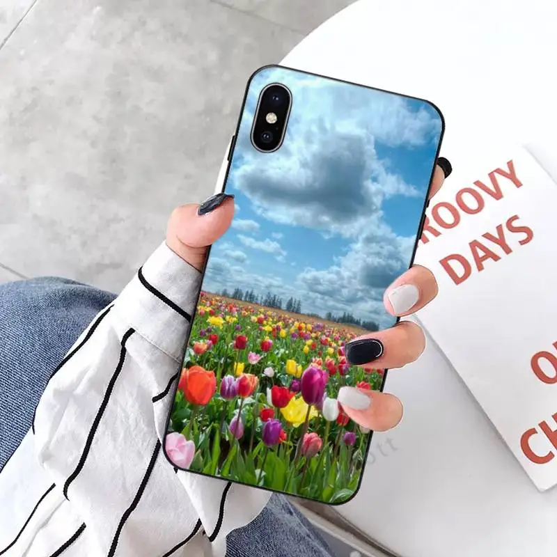 

Tulips beautiful flowers field Phone Case for iPhone 11 12 pro XS MAX 8 7 6 6S Plus X 5S SE 2020 XR luxury design brand shell