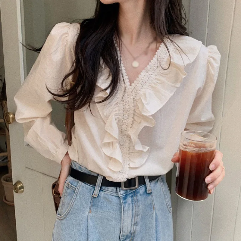 

Korean Style Women's Fashion V-Neck Lace Hollow Out Casual Sweet Long Sleeve Shirt Blouse
