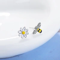 korean fashion creative flower bee daisy small fresh asymmetric studs earrings women girls crystal honeybee beautiful jewelry