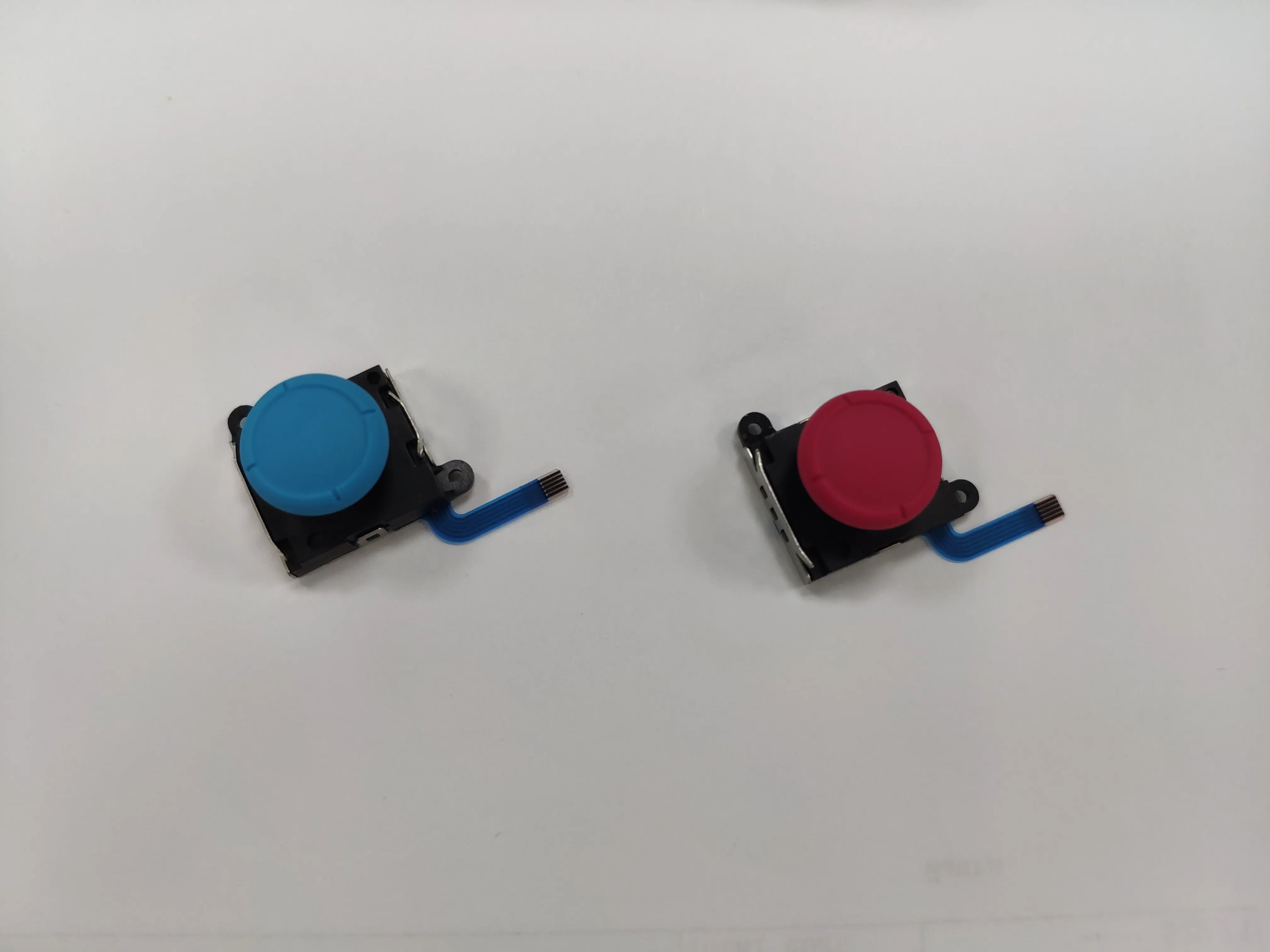 50 шт./лот Оригинальный 3D кнопочный аналоговый контроллер Джойстик для Nintendo Switch NS