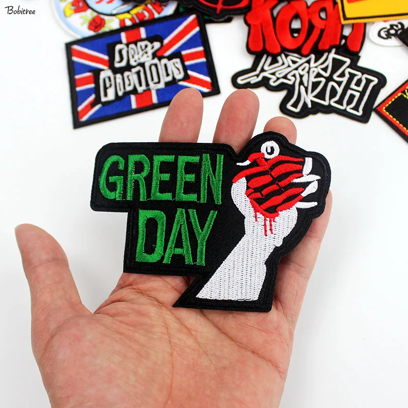 Fashion Punk Rock Music Embroidered Patches Badges iron on for clothing stripes clothes Patch Stickers 20 pcs a lot | Дом и сад