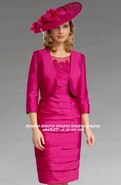 

Fuchsia Short Mother Of The Bride Dresses With Jacket Knee Length Satin 3/4 Sleeves Ruched Tiered Women Wedding Guest Wear Gowns