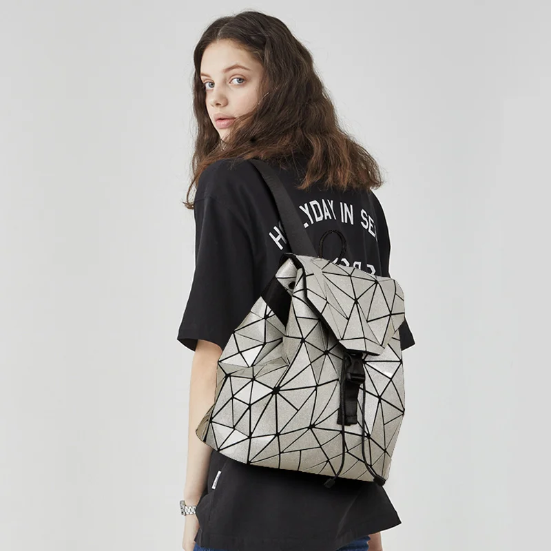 

Geometry Backpack Women Hologram Backpacks Fashion Geometric Shoulder Bag Student's School Pack Gold and Silver