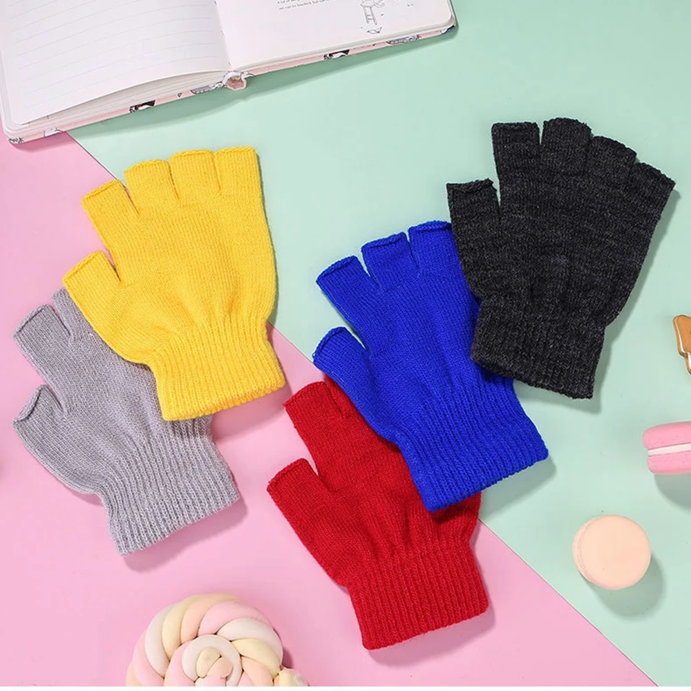 

1pair Winter Outdoor equipment Men/Women Fashion Novelty Half Finger Warm Black handwear Fingerless Gloves Knitted glove
