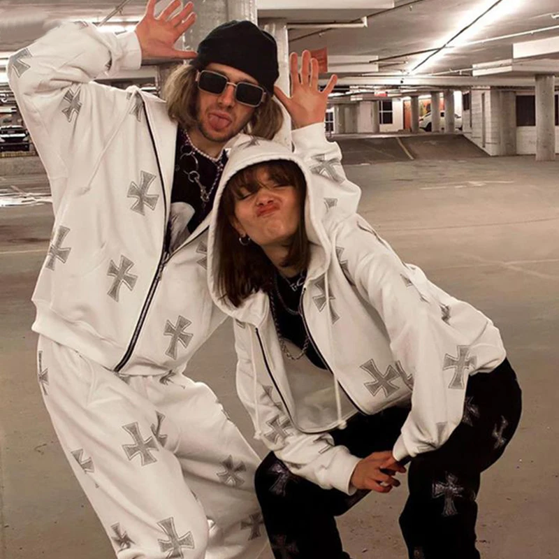 Зимняя женская одежда стразы из двух предметов с перекрестными вставками